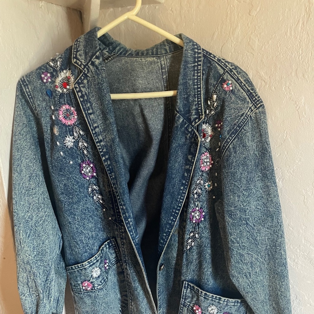Jean Jacket with embroidery